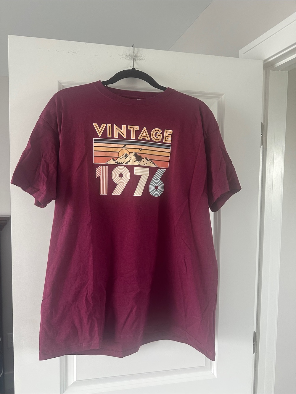 📌3 for $20📌 1976 T shirt size XL